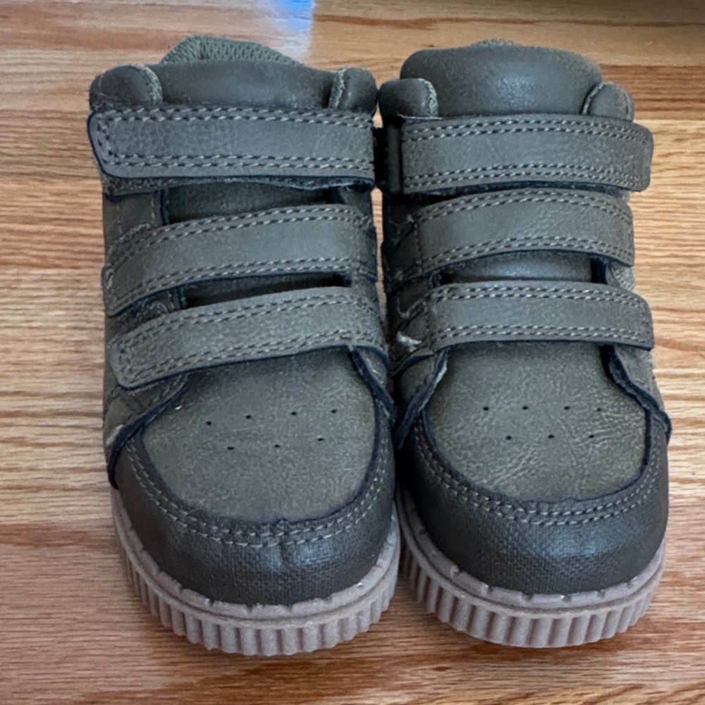 OshKosh B'gosh Olive Triple Strap Sneakers